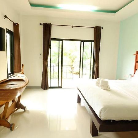 Baan Reenaa Lanta Koh Lanta Bagian luar foto