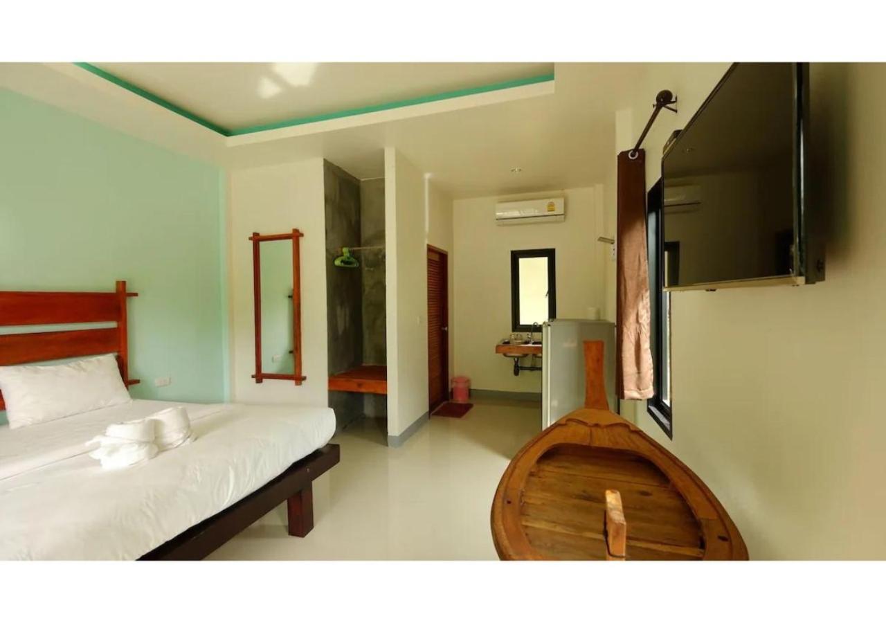 Baan Reenaa Lanta Koh Lanta Bagian luar foto
