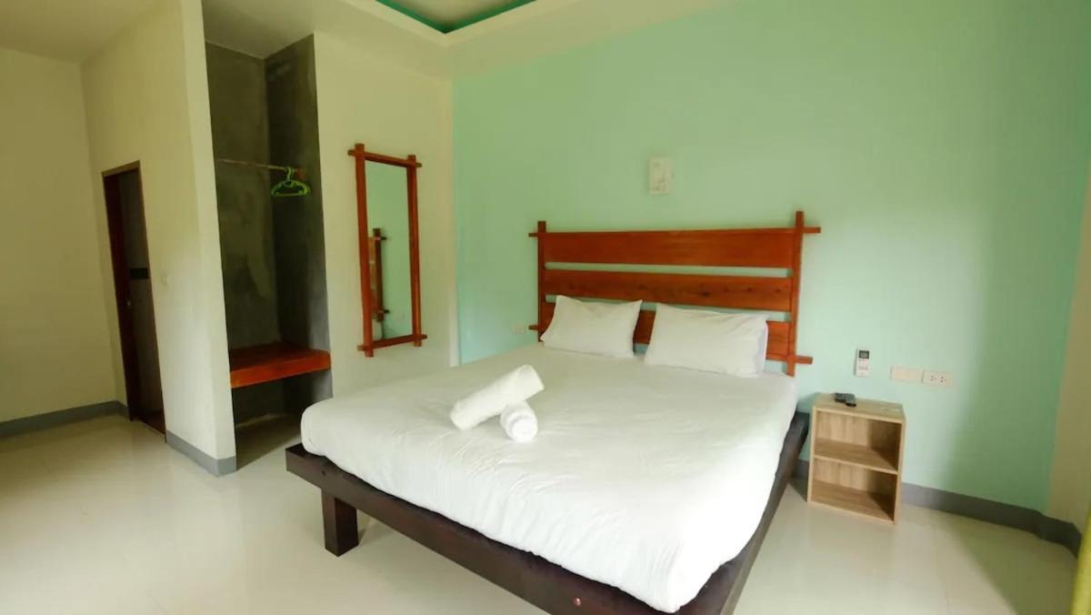 Baan Reenaa Lanta Koh Lanta Bagian luar foto
