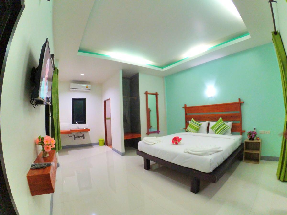 Baan Reenaa Lanta Koh Lanta Bagian luar foto