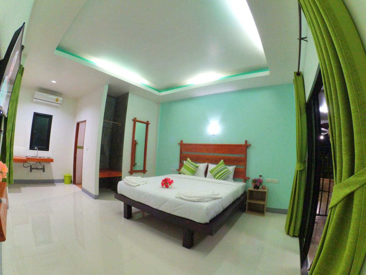 Baan Reenaa Lanta Koh Lanta Bagian luar foto
