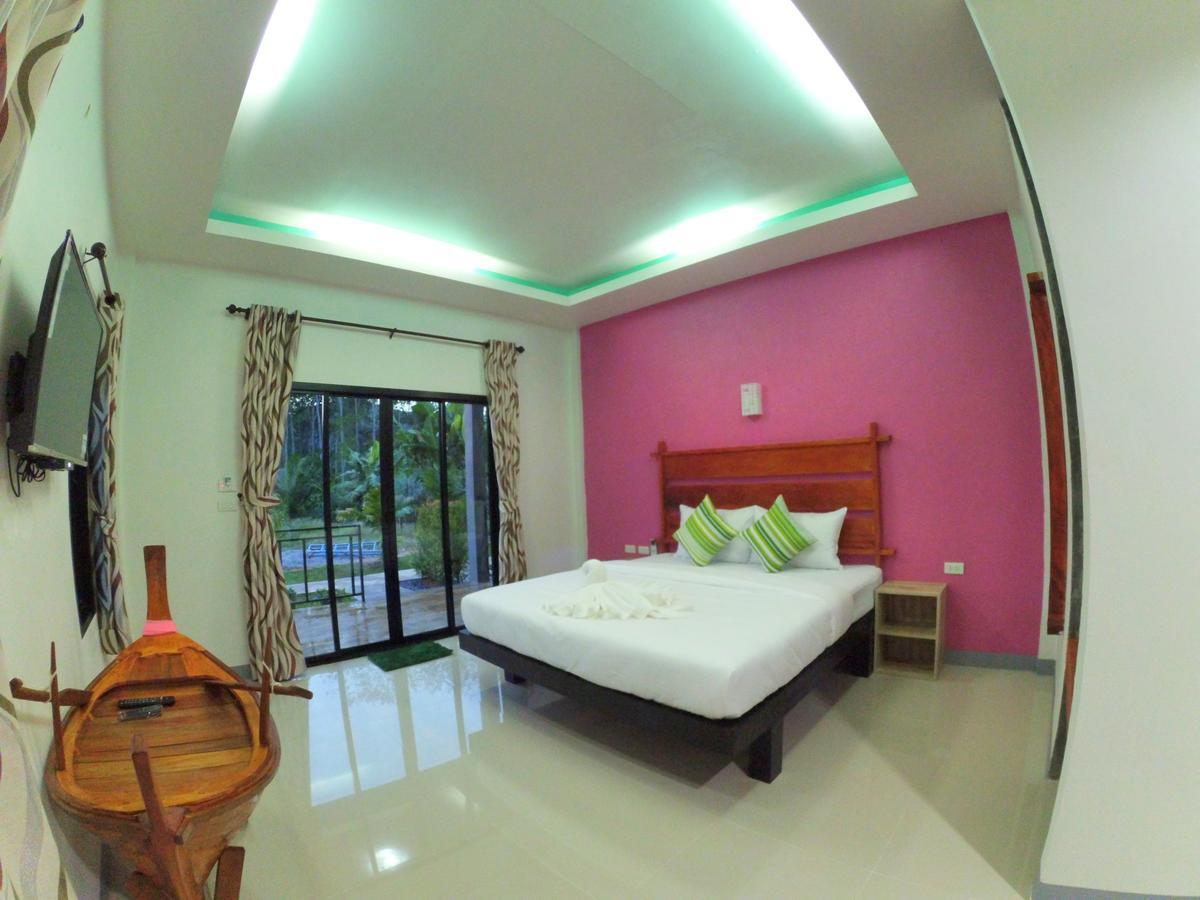 Baan Reenaa Lanta Koh Lanta Bagian luar foto