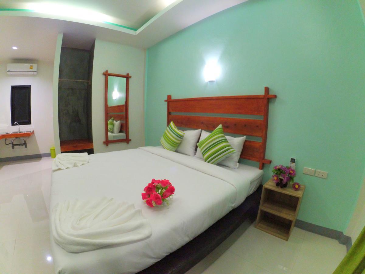 Baan Reenaa Lanta Koh Lanta Bagian luar foto