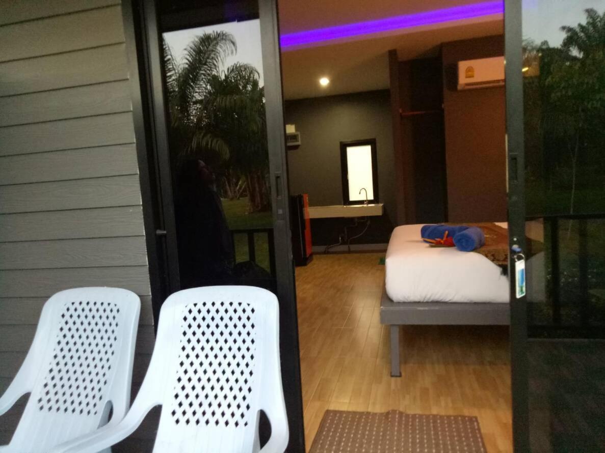 Baan Reenaa Lanta Koh Lanta Bagian luar foto